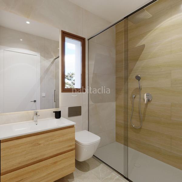 Foto ad7a6d1f-4697-4e90-bffb-a3362b056a0d. Xalet amb aparcament piscina a La Marina Elche / Elx