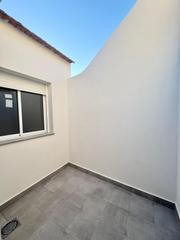 Maison  Calle de la cuaresma. Casa semi reformada con gran potencial en zona tranquila de roja