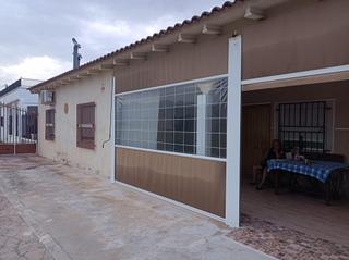 Casa a Granja de Rocamora. Casa en granja de rocamora