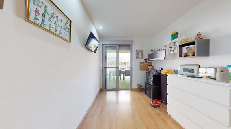 Foto 50b9e4ec-8605-42ba-8a95-5dcb212e3e89. Appartamento con parcheggio piscina in Sector V Elche / Elx