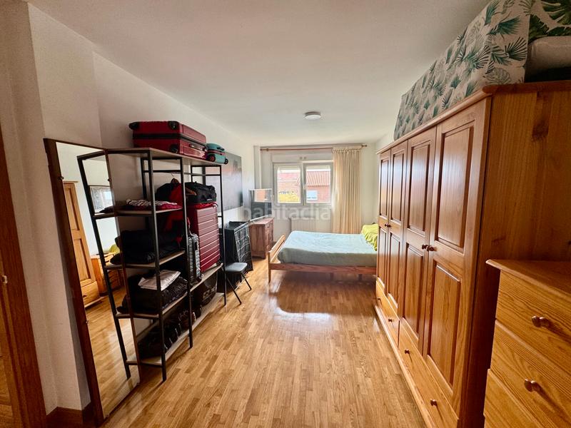 Foto 296229e3-a6a9-4ebb-b0c4-d0d3867b47c3. Chalet con riscaldamento parcheggio in Orcoyen