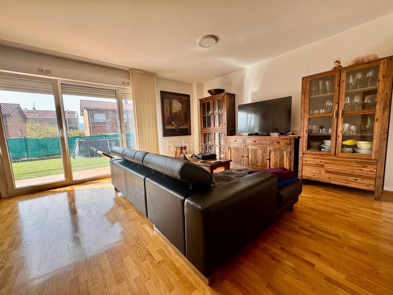 Foto 50ef118e-cbd0-4d6c-9f7a-7427cfa0744c. Chalet con riscaldamento parcheggio in Orcoyen