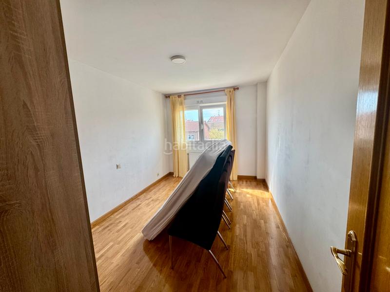 Foto af33a1eb-b691-48f1-9a55-05557c8ccc2d. Chalet con riscaldamento parcheggio in Orcoyen