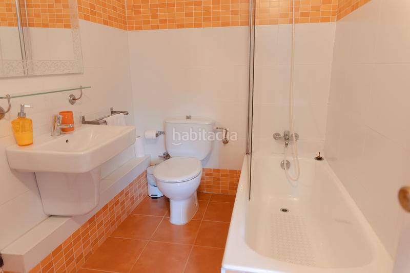 Foto 0e2b610a-c0db-4202-a327-e4691edb9e06. Mas avec cheminée chauffage parking piscine dans Hernani