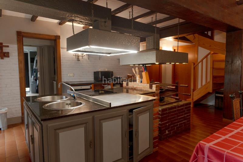 Foto 1dd7250c-39ea-45a1-bcaf-f3629824bcd0. Mas avec cheminée chauffage parking piscine dans Hernani