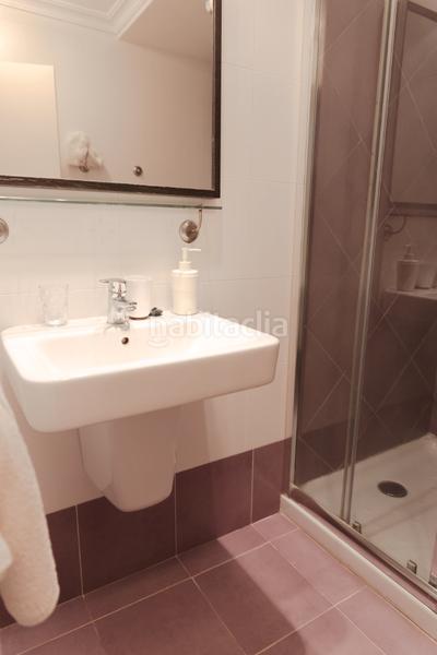 Foto f26bb88d-06d7-414e-9170-d772c2a4da0a. Mas avec cheminée chauffage parking piscine dans Hernani