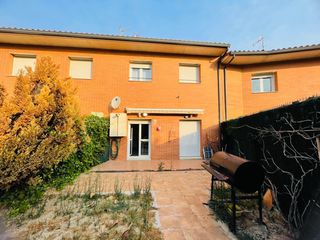 Casa aparellada a Cintruénigo