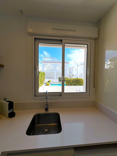 Foto 80a7ea94-7a7b-478b-9fae-633aadc8b26a. Casa amb calefacció aparcament piscina a Lo Marabú Rojales