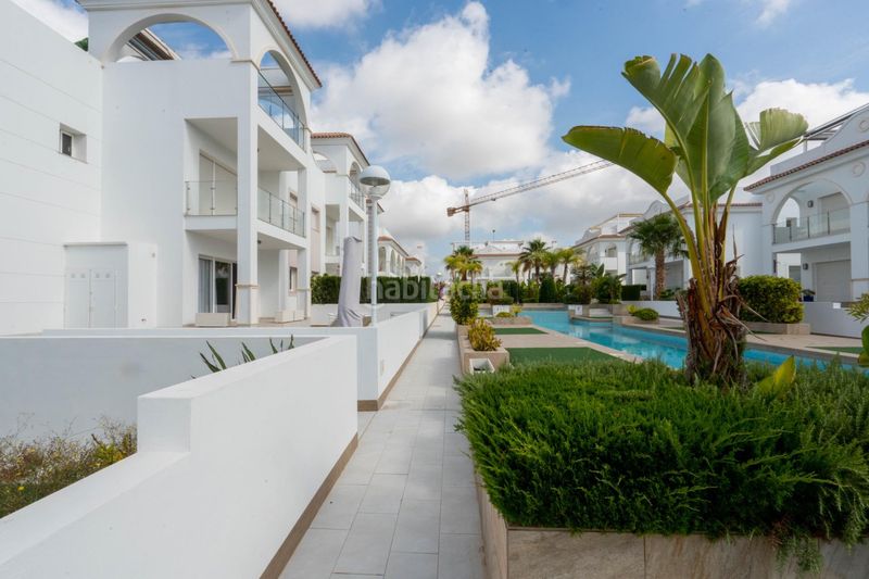 Foto c4a8acbd-0f6e-4a5c-a18f-dbe69c94e8b2. Casa amb calefacció aparcament piscina a Lo Marabú Rojales