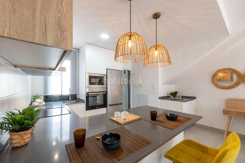 Foto 0927ff44-6995-4149-89ba-042a1bc86248. Piccolo appartamento con parcheggio piscina in Los Almendros Orihuela