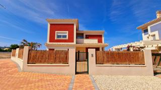 Xalet a Purias. Villa con precio irrepetible!