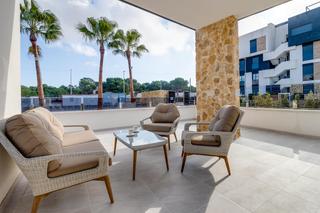 Apartament a Zona Carrefour - Urbanizaciones. Moderno apartamento nuevo en torrevieja  tu hogar ideal!