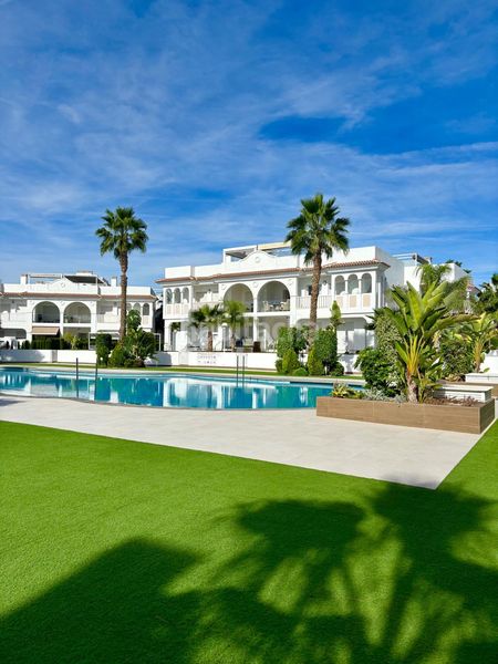 Foto 5ee0823e-70b1-4490-b3d1-776c45ca4003. Apartament amb calefacció aparcament piscina a Lo Marabú Rojales