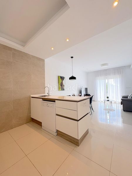 Foto c4660140-d8e2-4bcd-8533-6b031ba81413. Apartament amb calefacció aparcament piscina a Lo Marabú Rojales