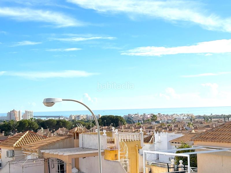 Foto ff0dc9b6-1f9e-4eb7-8b80-8de33e5ae8f1. Casa amb calefacció aparcament piscina a Los Balcones-Los Altos Torrevieja