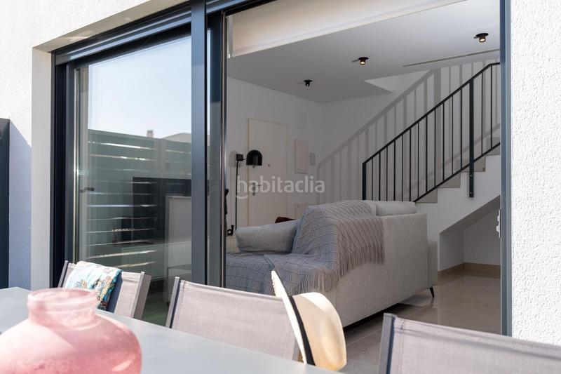 Foto 8958de4c-0ee6-4080-b4e0-1a4e19cf195d. Duplex with heating parking pool in Monte y Mar Santa Pola