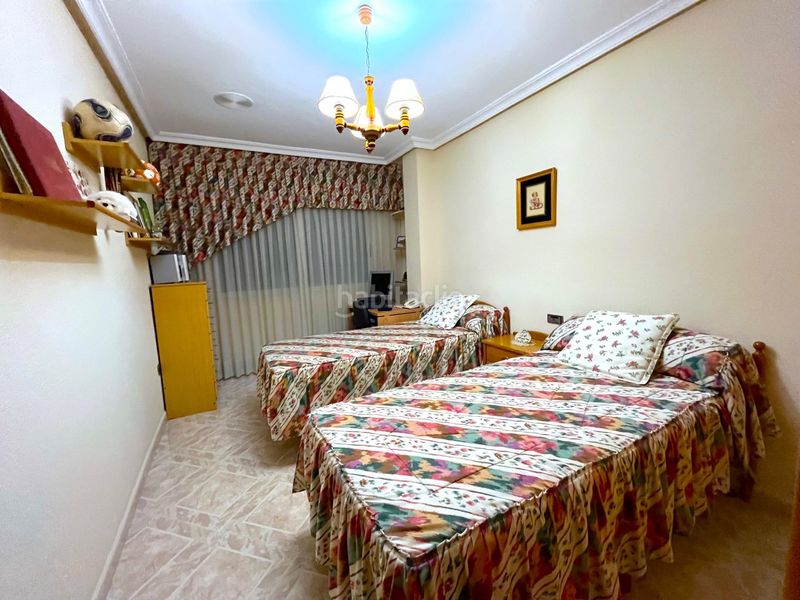 Foto 18f29084-a756-43a4-9c01-43254d09378f. Casa amb calefacció aparcament a Centro Rojales