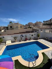 Chalet  Calle calle josefa aniorte. Villa mediterránea junto a la marquesa golf