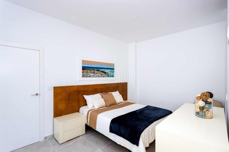 Foto 42d5985b-66d2-4df6-ae69-d397bb742090. Chalet villa de 3 dormitorios en una sola planta, en Daya Nueva