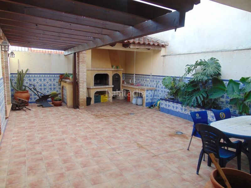 Foto 1330404b-c43d-4373-bf40-f18369b7e3eb. Casa amb aparcament a Almoradí