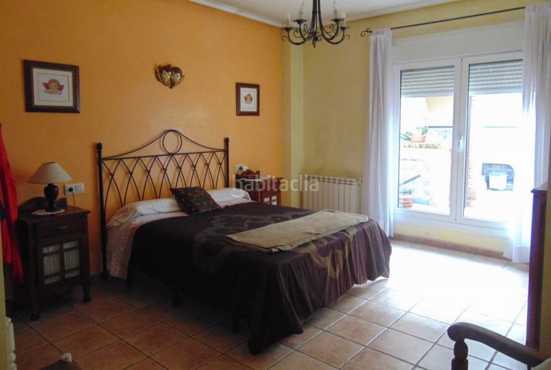 Foto 8641c36e-b336-43a2-93d4-124784606540. Casa amb aparcament a Almoradí