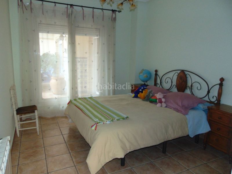 Foto ba846a8a-839f-40b0-b645-ffa62c997261. Casa amb aparcament a Almoradí