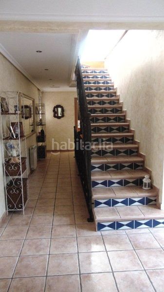 Foto f8ce027f-b288-42b1-956e-771f0b84daf8. Casa amb aparcament a Almoradí