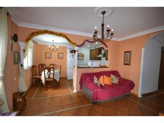 Pis en Virgen de la luz 10. Piso en venta en conil de la frontera