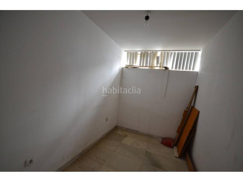 Foto 6784a787-1902-4cf9-bc60-6daa0afbbf0f. Piso en canarias 26 piso luminoso con trastero en zona tranquila en Conil de la Frontera