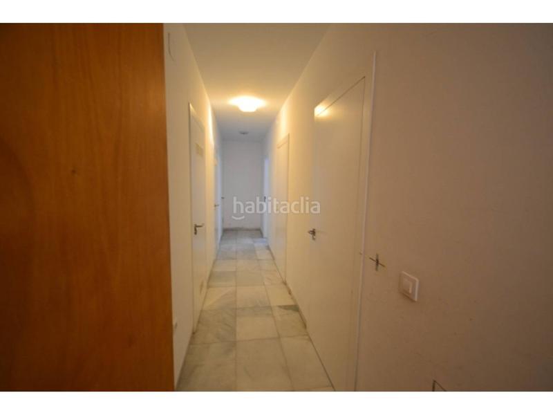 Foto 78019130-71cc-451c-81d7-df4379feb0ba. Piso en canarias 26 piso luminoso con trastero en zona tranquila en Conil de la Frontera