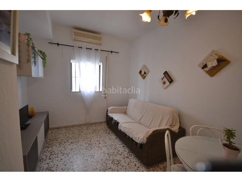 Foto 939fc974-0b87-4e9b-9594-4cb680688c17. Piso en puente de cádiz 1 piso amplio y cómodo en calle cádiz en Conil de la Frontera