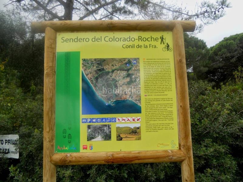 Foto 19e8cf79-7eb1-4db4-8e42-e2e7f3b1d865. Local comercial en nacional 340 1 local de 400m2 para explotación comercialhotelera en Conil de la Frontera