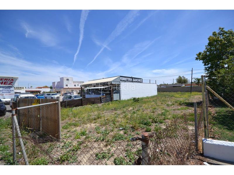 Foto 393aa360-036b-406e-bb84-32dd503fd1de. Local comercial en nacional 340 1 local de 400m2 para explotación comercialhotelera en Conil de la Frontera