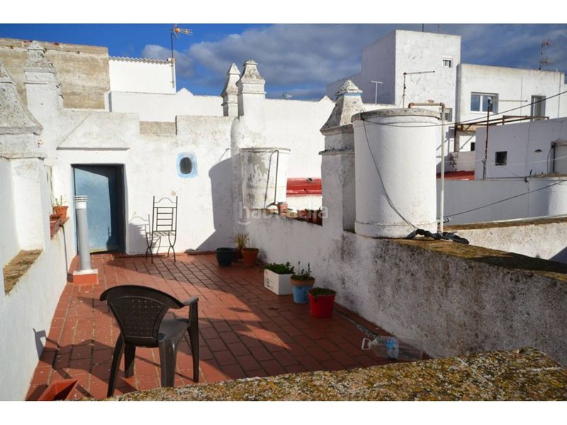 Foto a88a3875-3133-4bd0-965e-652d27530da5. Casa a calle josé velarde 3 a Conil Conil de la Frontera