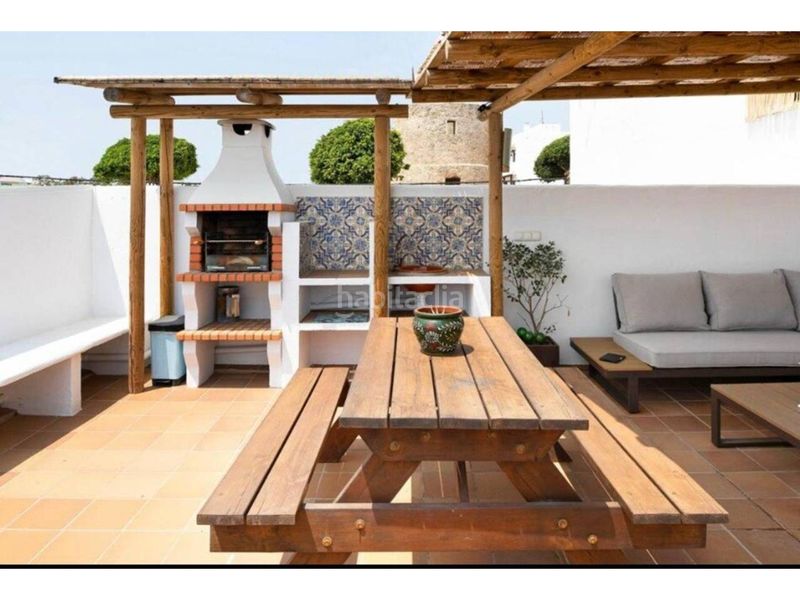 Foto ba06b411-9cc2-4f96-9309-7cb94594742a. Casa a calle lenguado 1 a Conil Conil de la Frontera