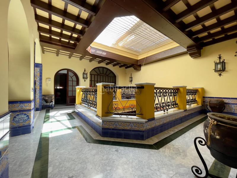 Foto 8c48297d-aa33-4bfb-b649-fd903db74355. Casa amb aparcament a Centro Ciudad San Fernando