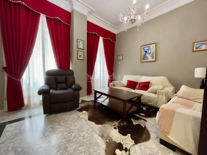 Foto a9a61d83-7292-4465-9fd2-1c69e13c4c3e. Casa amb aparcament a Centro Ciudad San Fernando