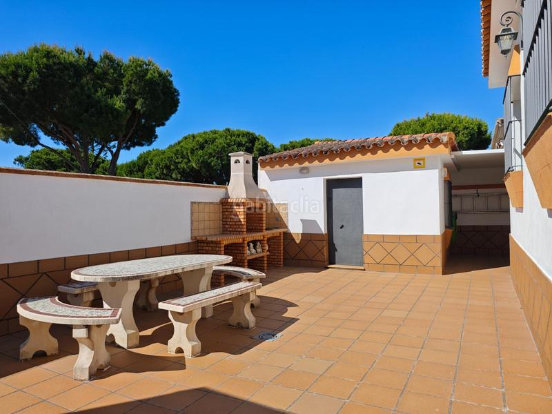 Foto 5e472f72-c10a-47ef-a542-2dfc7a1ff4cd. Xalet amb calefacció aparcament a La Barrosa Chiclana de la Frontera