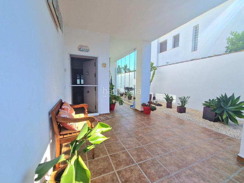 Foto 10cb1c66-ff5c-41eb-acd4-71167e037e80. Chalet un chalet único en chiclana estilo, comodidad y ubicación inmejorable en Chiclana de la Frontera