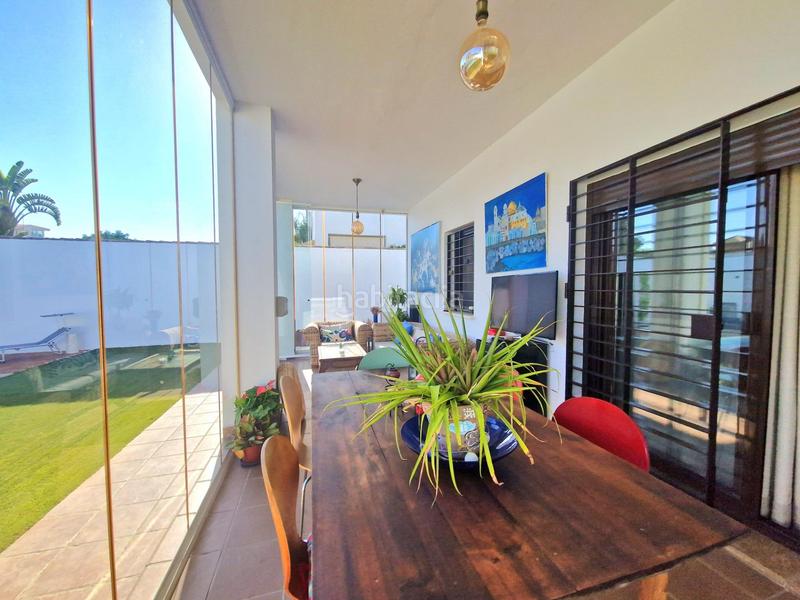 Foto 1b3315aa-d601-42ba-a98f-b511373edb27. Chalet un chalet único en chiclana estilo, comodidad y ubicación inmejorable en Chiclana de la Frontera