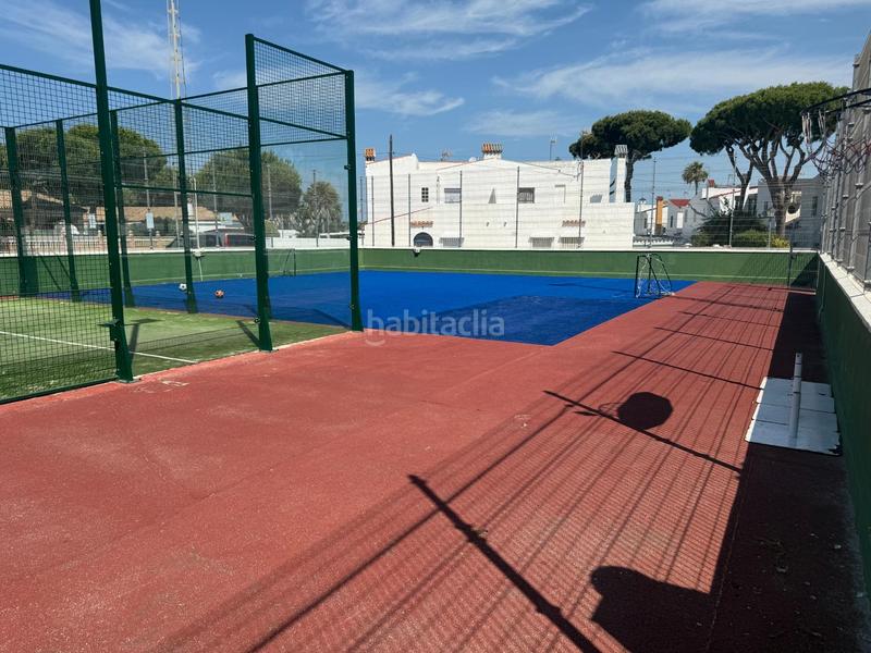 Foto f8ba8e91-2ce8-4e29-b88d-10d053853972. Casa a schiera con riscaldamento piscina in La Barrosa Chiclana de la Frontera
