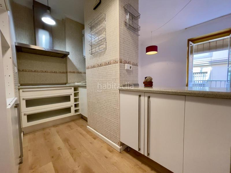 Foto 82bb00bd-e4a1-4a0e-8c08-16e1883e2942. Piso  en la viña a 200 metros de la caleta vive con encanto! en Cádiz