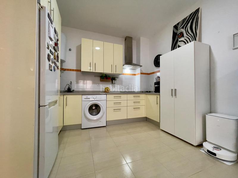 Foto 332bc506-aaed-48d7-9030-411444abc213. Appartamento in Camposoto - Gallineras San Fernando