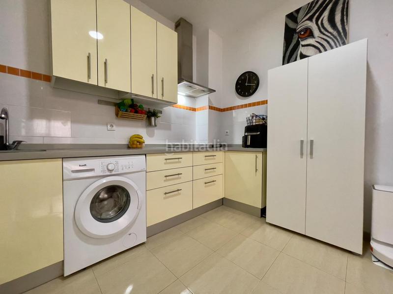 Foto 379bf830-7bdf-4ffa-aa56-37eecea7a093. Appartamento in Camposoto - Gallineras San Fernando