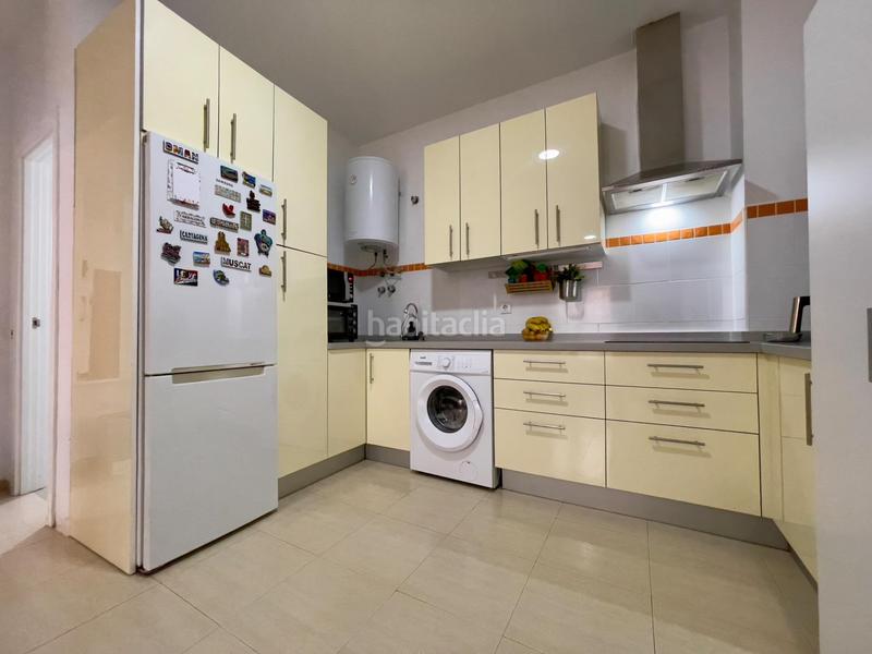 Foto e2736a60-ecaf-4fbb-88e1-7dd89d1df64a. Appartamento in Camposoto - Gallineras San Fernando