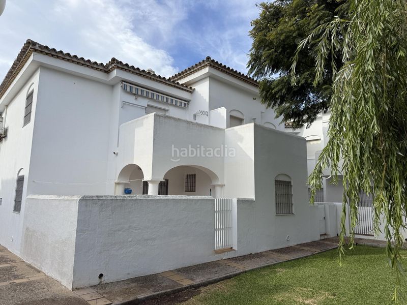 Foto 51ea2de1-ea75-457f-9ddb-6e2661d85a15. Apartament amb piscina a La Barrosa Chiclana de la Frontera