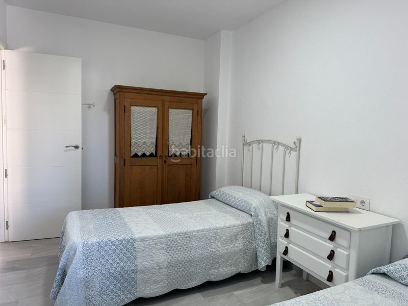 Foto 78cf1432-c888-4f75-b61f-255791e16f6f. Apartament amb piscina a La Barrosa Chiclana de la Frontera