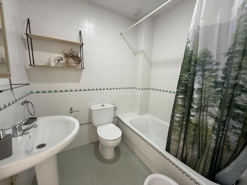 Foto f1c3f935-a8ff-4b33-b1d5-d16916be54ef. Apartament amb piscina a La Barrosa Chiclana de la Frontera
