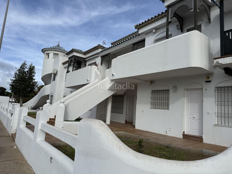 Foto f428ed75-f52f-41de-b65d-bb07165d4d5e. Apartament amb piscina a La Barrosa Chiclana de la Frontera