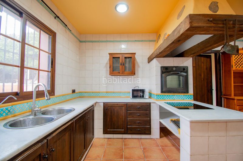 Foto 01b9b5bc-2b9d-4d9d-acd1-0a5ad61d9763. Xalet amb aparcament a Las Lagunas - Campano Chiclana de la Frontera